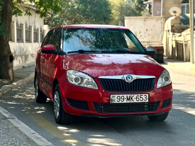 Skoda Fabia 2011, 497,000 km - 1.6 л - Bakı