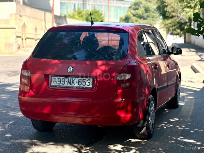 Skoda Fabia 2011, 497,000 km - 1.6 л - Bakı
