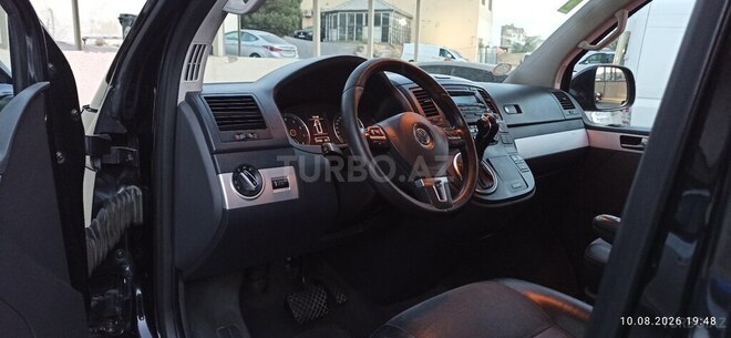Volkswagen Multivan 2011, 290,000 km - 2.0 л - Bakı