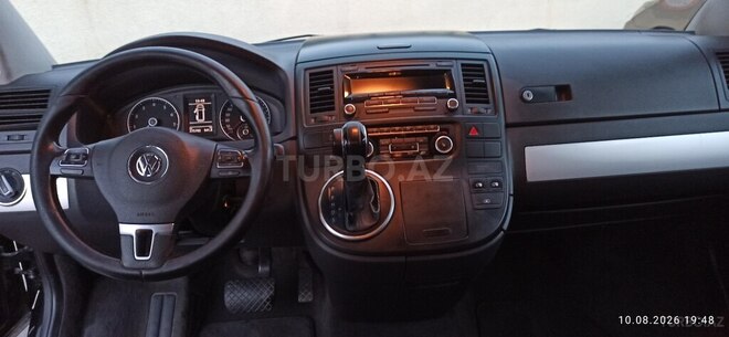 Volkswagen Multivan 2011, 290,000 km - 2.0 л - Bakı