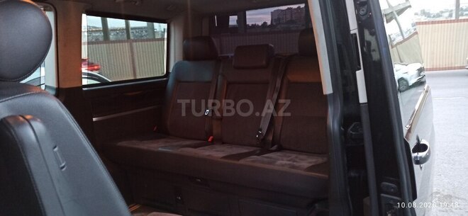 Volkswagen Multivan 2011, 290,000 km - 2.0 л - Bakı