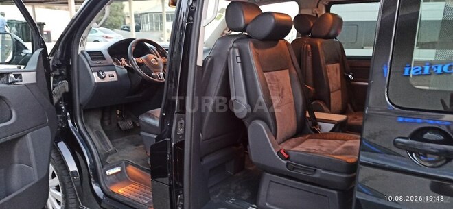 Volkswagen Multivan 2011, 290,000 km - 2.0 л - Bakı