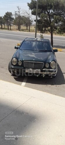 Mercedes E 230 1997, 585,000 km - 2.3 l - Bakı