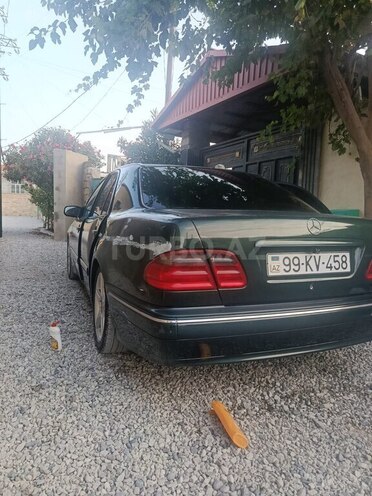 Mercedes E 230 1997, 585,000 km - 2.3 l - Bakı