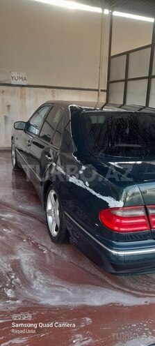 Mercedes E 230 1997, 585,000 km - 2.3 l - Bakı