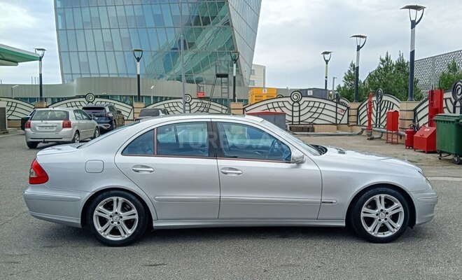 Mercedes E 200 2006, 144,696 km - 1.8 l - Bakı