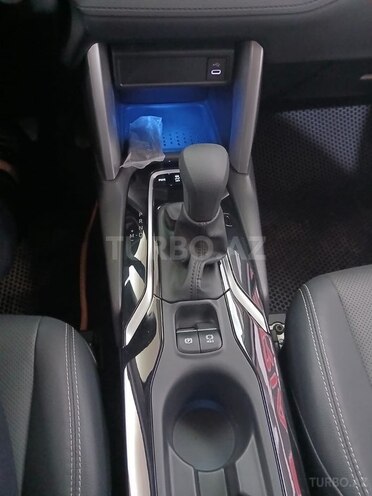 Toyota  2024, 9,700 km - 2.0 л - Bakı