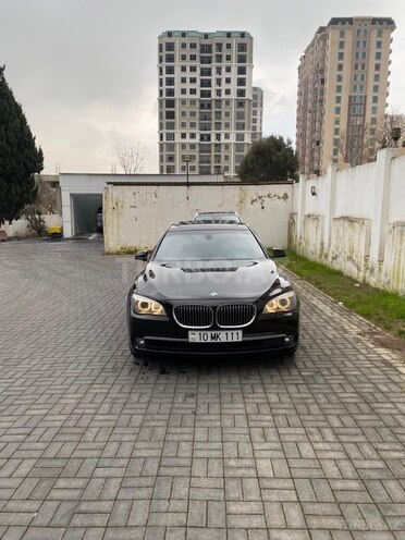 BMW 750 2011, 127,000 km - 4.4 l - Bakı