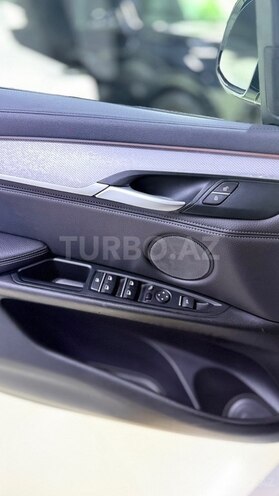 BMW X6 2017, 99,000 km - 3.0 l - Bakı