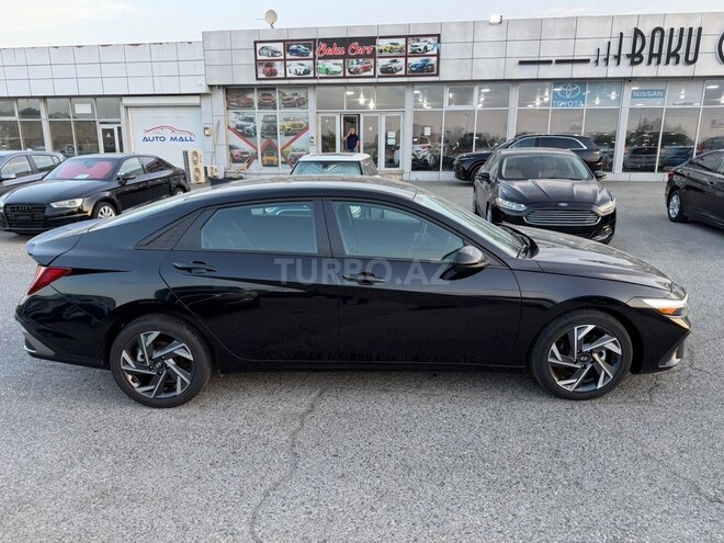 Hyundai Elantra 2025, 9,500 km - 2.0 л - Bakı