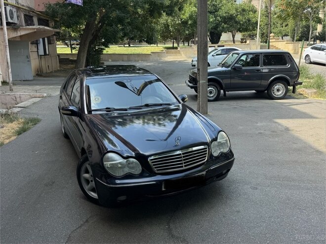 Mercedes C 240 2001, 319,484 km - 2.6 л - Bakı