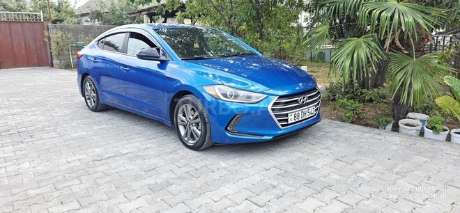 Hyundai Elantra 2016, 241,402 km - 2.0 l - Lənkəran