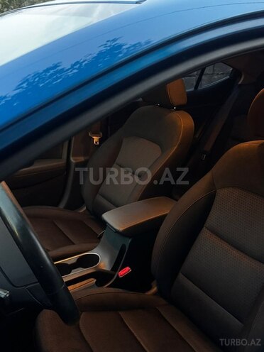Hyundai Elantra 2016, 241,402 km - 2.0 l - Lənkəran