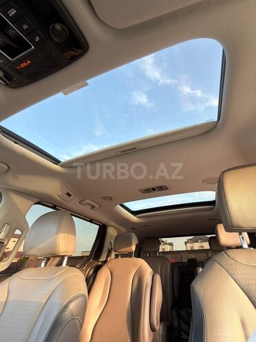 Kia Carnival 2024, 48,000 km - 2.2 l - Bakı