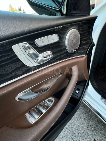 Mercedes E 220 d 2017, 175,940 km - 2.0 l - Bakı