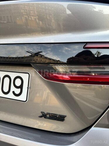 Toyota Camry 2025, 7,000 km - 2.5 л - Bakı