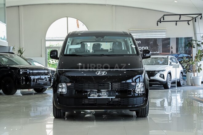 Hyundai Staria 2026, 0 km - 2.2 l - Bakı