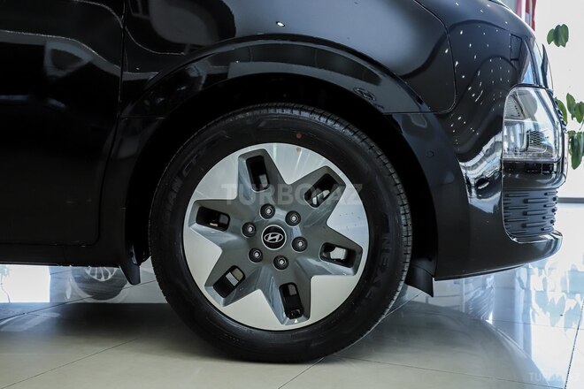 Hyundai Staria 2026, 0 km - 2.2 l - Bakı