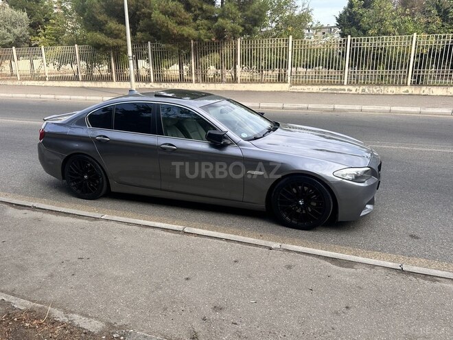 BMW 520 2013, 310,000 km - 2.0 л - Bakı