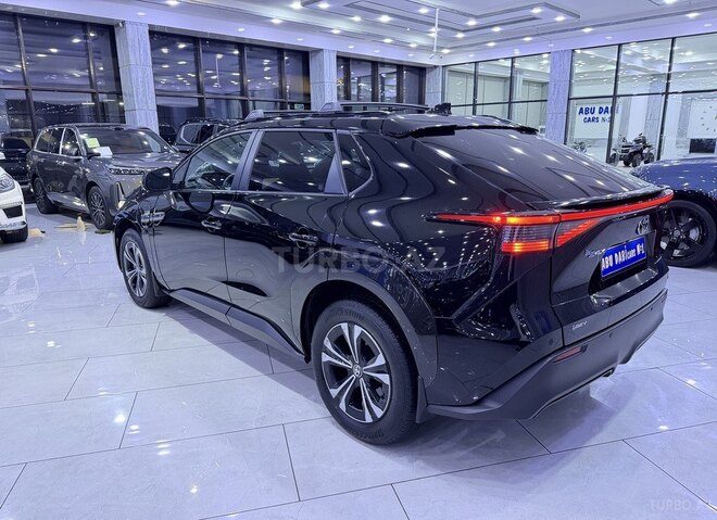 Toyota bZ4X 2024, 8,500 km - 0.0 l - Bakı