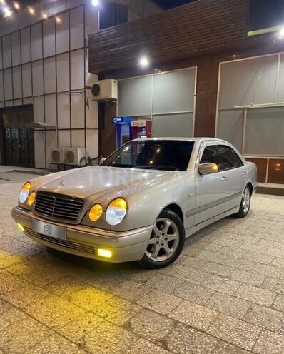 Mercedes E 320 1995, 352,000 km - 3.2 л - Lənkəran