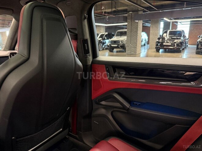 Porsche Cayenne GTS Coupe 2025, 14,000 km - 4.0 l - Bakı