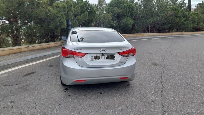 Hyundai Elantra 2011, 140,000 km - 1.8 l - Bakı
