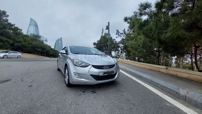 Hyundai Elantra 2011, 140,000 km - 1.8 l - Bakı