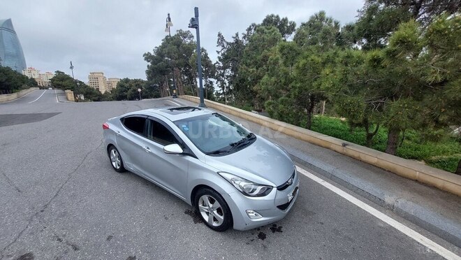 Hyundai Elantra 2011, 140,000 km - 1.8 l - Bakı
