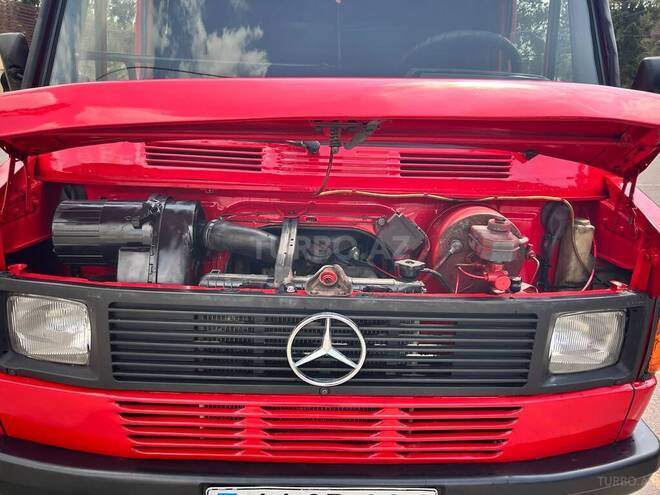 Mercedes 208 D 1994, 500,000 km - 2.3 l - Şirvan
