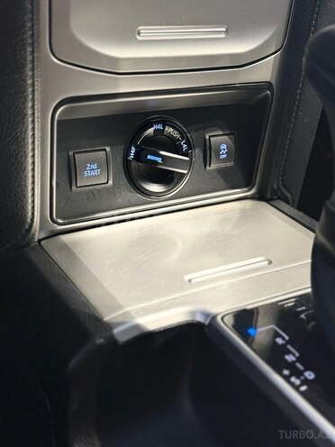 Toyota Land Cruiser Prado 2019, 99,000 km - 2.7 l - Bakı
