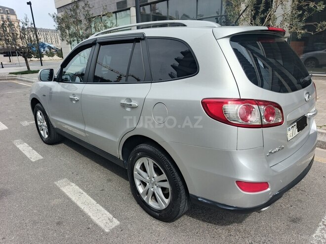Hyundai Santa Fe 2009, 252,000 km - 2.0 л - Bakı