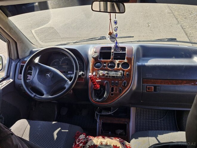 Mercedes  2000, 200,000 km - 2.1 l - Ağstafa