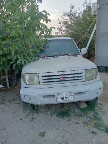 Mitsubishi Pajero io 1999, 999,000 km - 1.8 l - Bakı