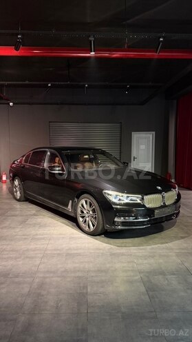 BMW 750 2017, 83,000 km - 4.4 l - Bakı