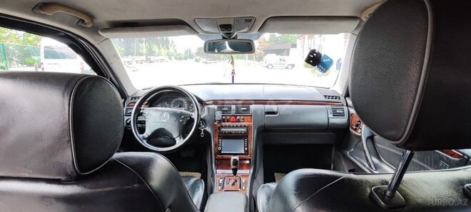 Mercedes E 240 2000, 355,000 km - 2.4 л - Tovuz