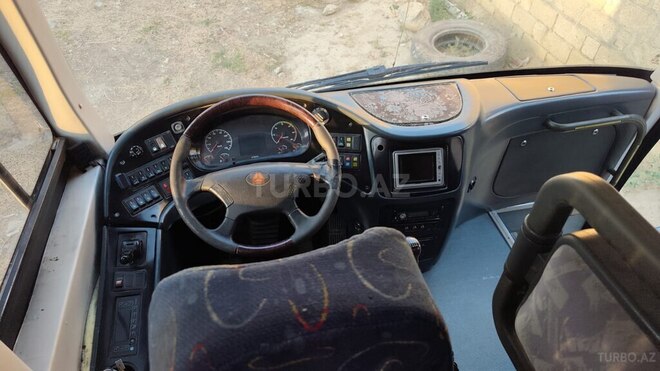 HOWO Sinotruk 2012, 380,000 km - 8.5 l - Bakı
