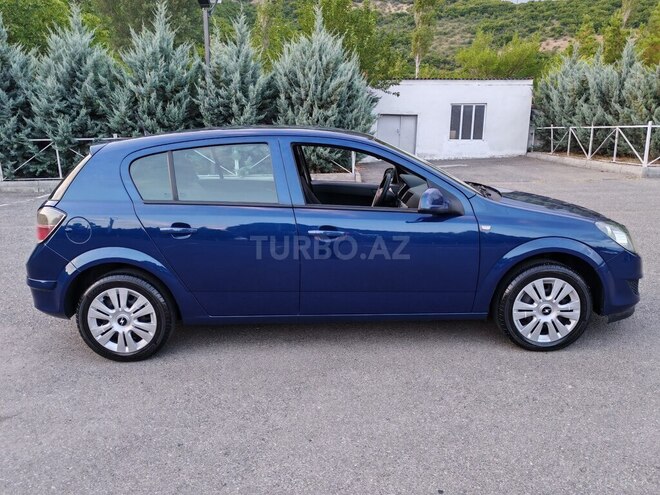 Opel Astra 2009, 279,400 km - 1.4 l - Şəki