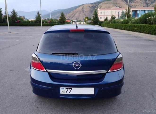 Opel Astra 2009, 279,400 km - 1.4 l - Şəki