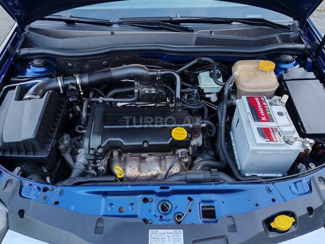 Opel Astra 2009, 279,400 km - 1.4 l - Şəki