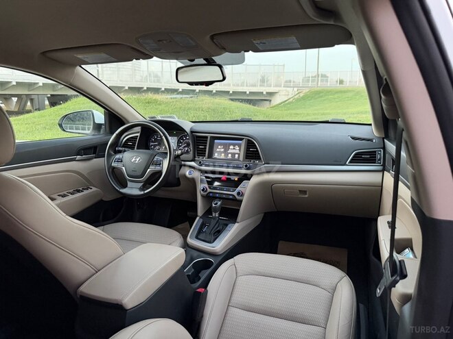 Hyundai Elantra 2016, 81,200 km - 2.0 l - Bakı