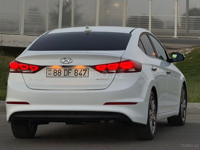 Hyundai Elantra 2016, 81,200 km - 2.0 l - Bakı