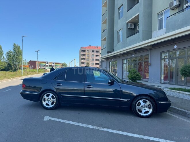 Mercedes E 320 2001, 300,000 km - 3.2 л - Lənkəran
