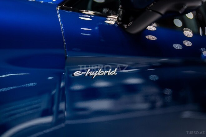 Porsche Panamera 4 E-Hybrid 2026, 0 km - 2.9 l - Bakı