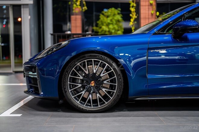 Porsche Panamera 4 E-Hybrid 2026, 0 km - 2.9 l - Bakı