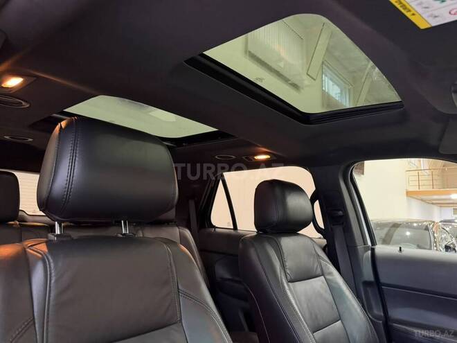 Ford Explorer 2015, 220,500 km - 3.5 л - Sumqayıt