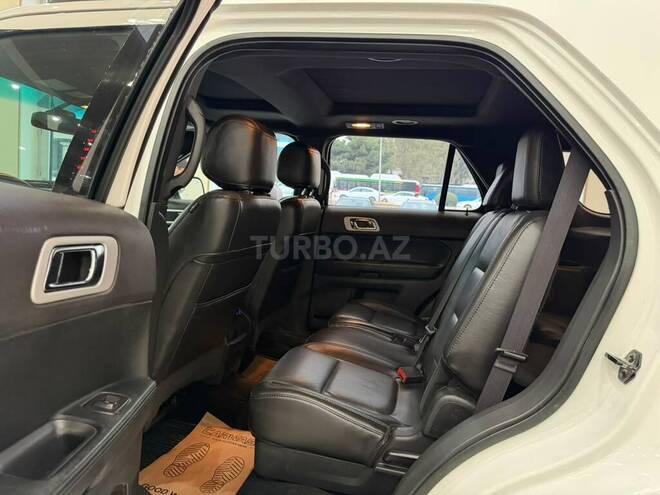 Ford Explorer 2015, 220,500 km - 3.5 л - Sumqayıt