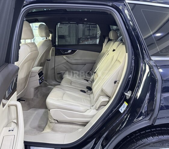 Audi Q7 2017, 126,700 km - 3.0 l - Bakı