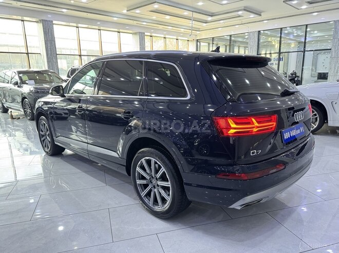Audi Q7 2017, 126,700 km - 3.0 l - Bakı