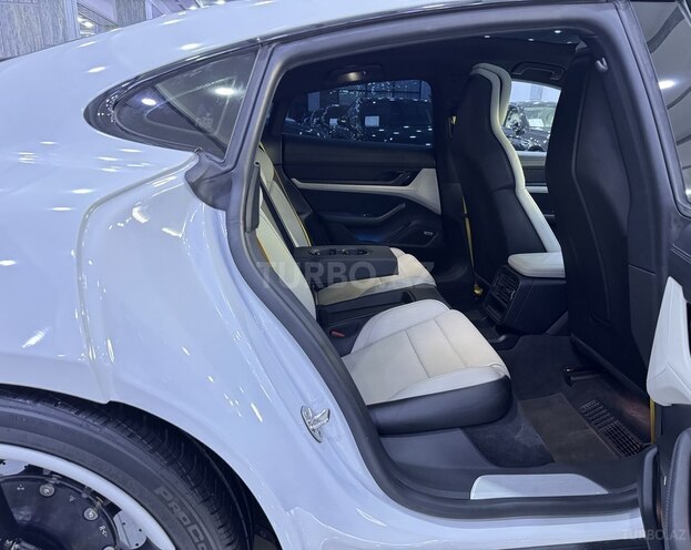 Porsche Taycan 4S 2020, 61,800 km - 0.0 l - Bakı